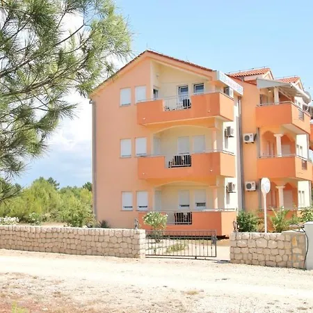 Dario Hotel Vrsi